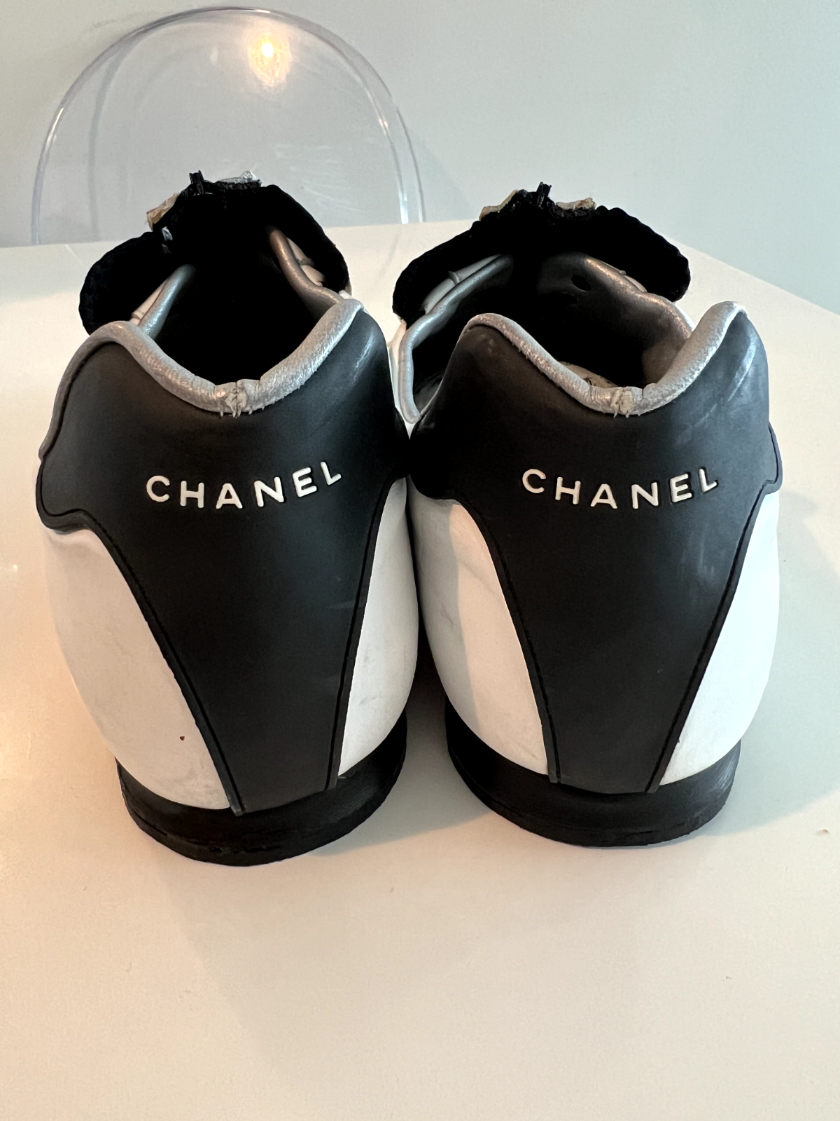 CHANEL WOMEN'S RARE Limited Edition sneakers driving shoes Black & White US 8.5