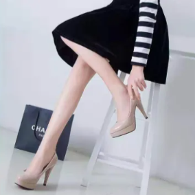 Waterproof Pointed Catwalk Heels