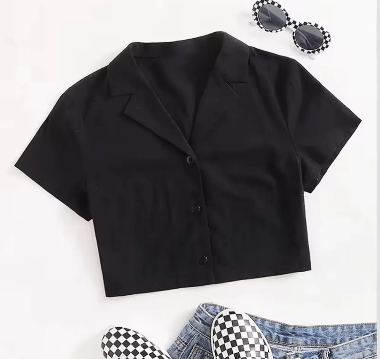 Casual Short-Sleeve Buttoned Crop Top Blouse
